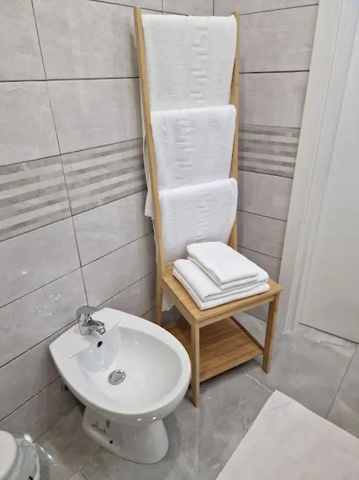 Casa Garibaldi 240 Apartment Naples